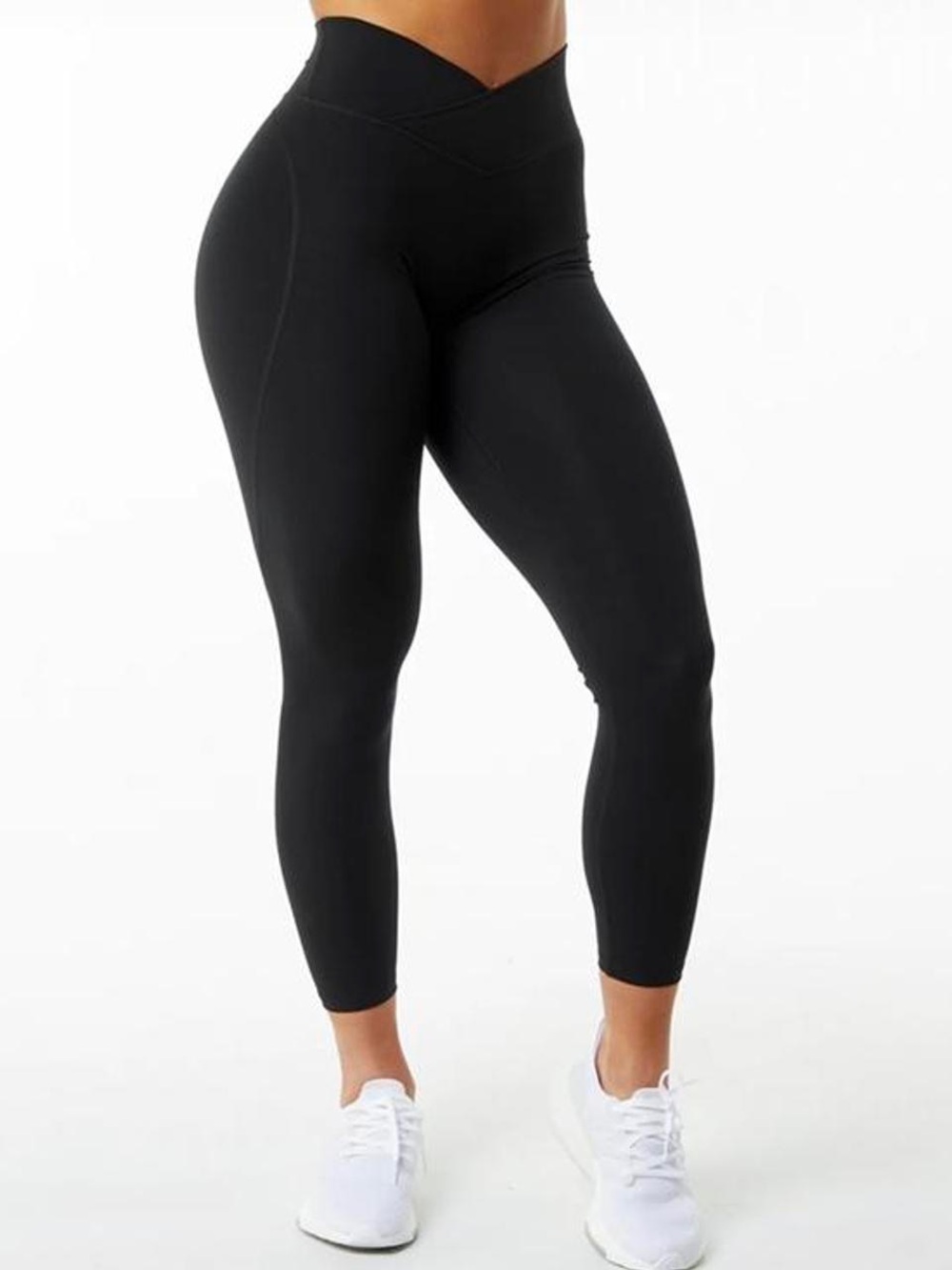 Alphalete Black High-Waist V-Cut Leggings